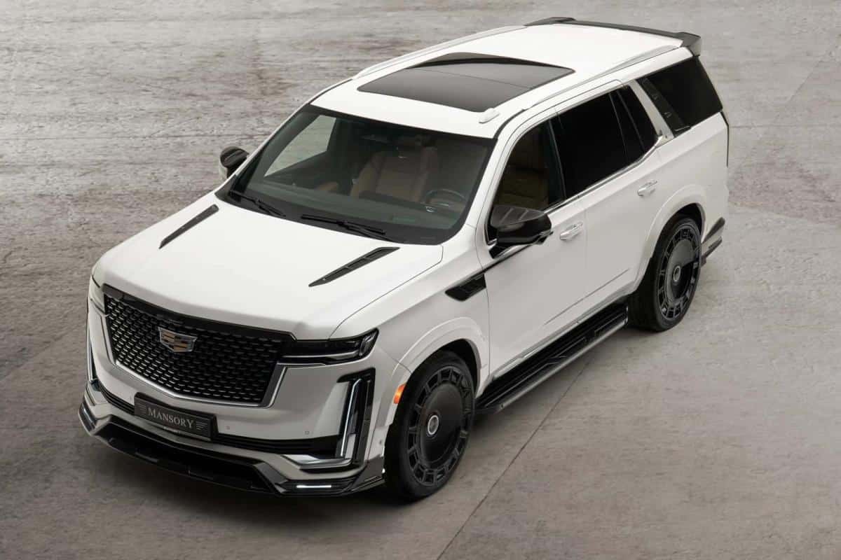 The Cadillac Escalade Mansory borders on indecency